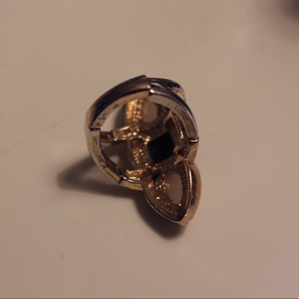 Geometric Cocktail Ring - Picture 3 of 3
